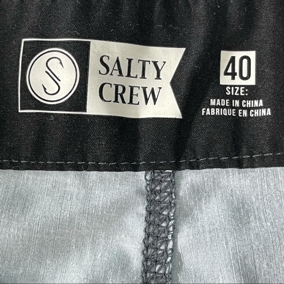 Salty Crew Board shorts Hawaiian style size 40 - Picture 10 of 15